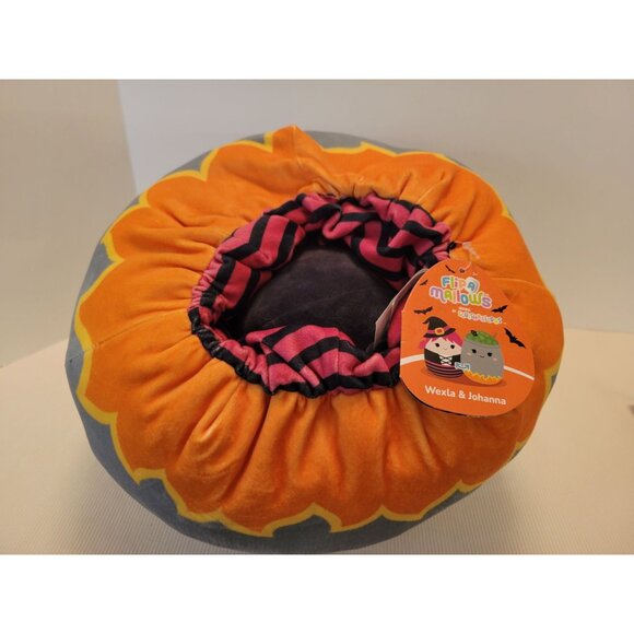 Squishmallows FlipaMallows Wexla & Johanna 8" Plush Halloween Witch & Cauldron - Picture 4 of 10